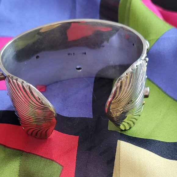 Echo of the Dreamer Botticelli Sea Life Cuff Bracelet - Picture 4 of 5